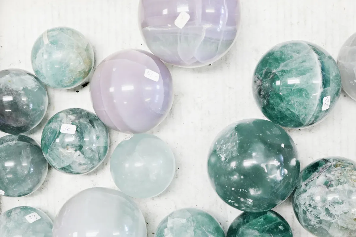 Opal Types Explained: Black, White, Crystal, Boulder and Fire Opal Compared